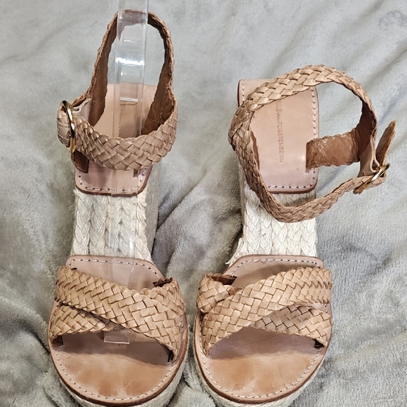 Diane von Furstenberg Braided Tan Women's Wedges Sandals Size 9.5M